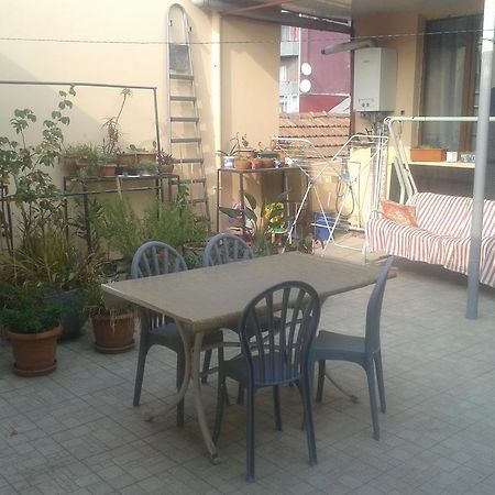 Maxim Mini Hotel Batumi Kültér fotó