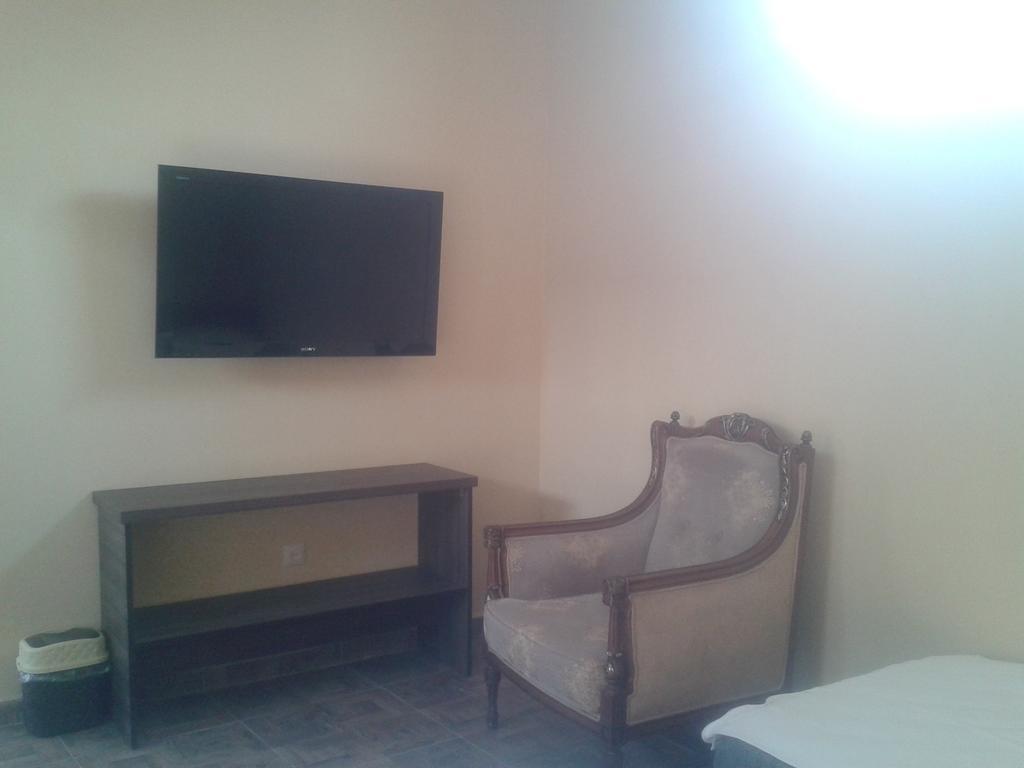 Maxim Mini Hotel Batumi Szoba fotó